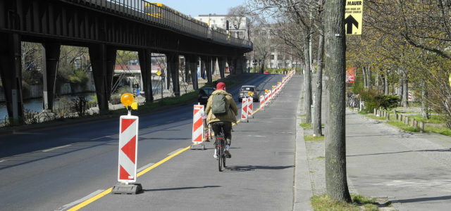 csm_Pop-up-Bikelane_Berlin_77ddc87ba7