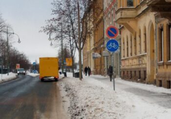 Radfahrstreifen, Elberadweg Dessau, Antoinettenstraße